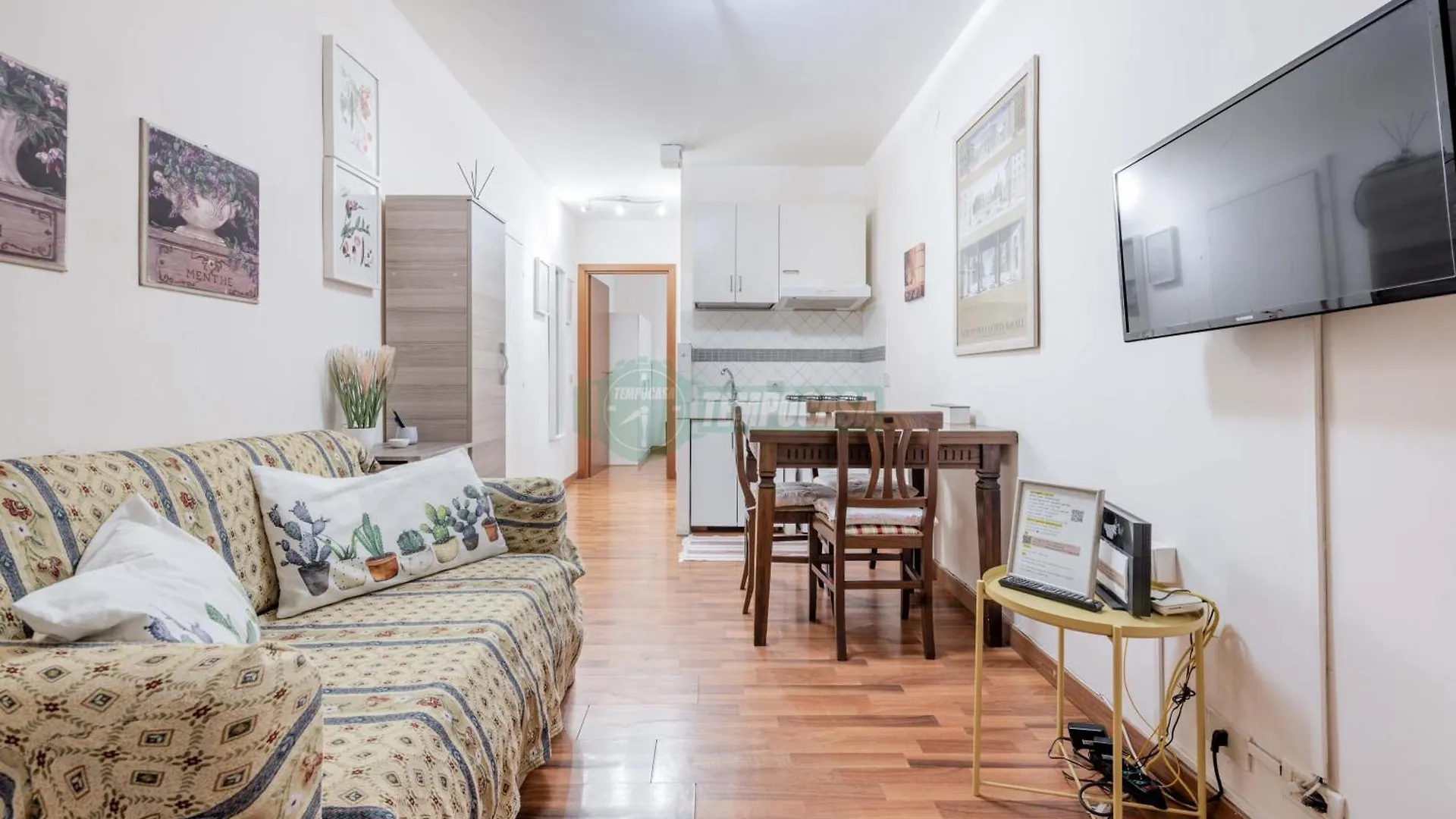 Daniela, Pied-A-Terre Al Vaticano Rome Italy