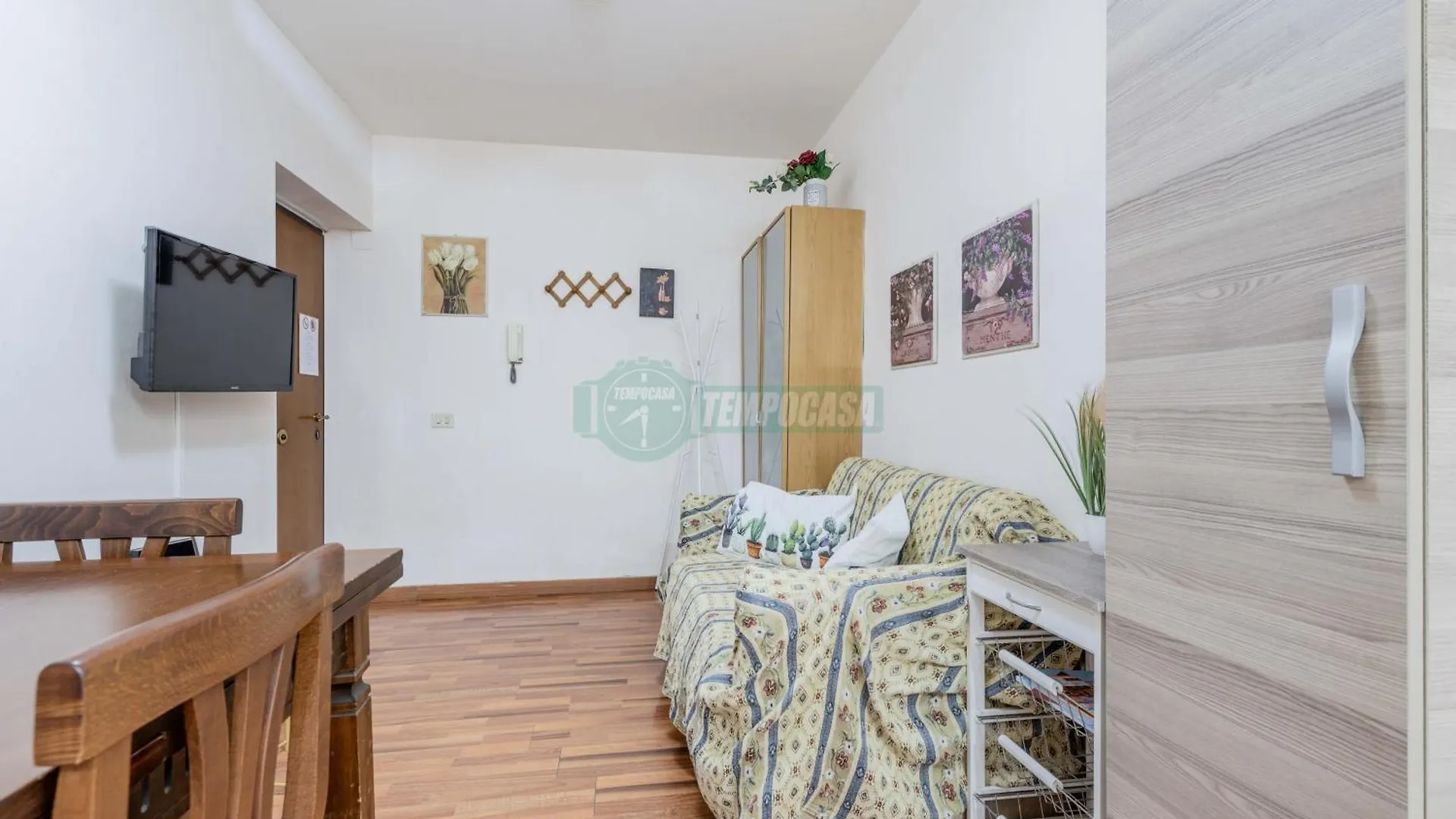 Daniela, Pied-A-Terre Al Vaticano Rome 0*,  Italy